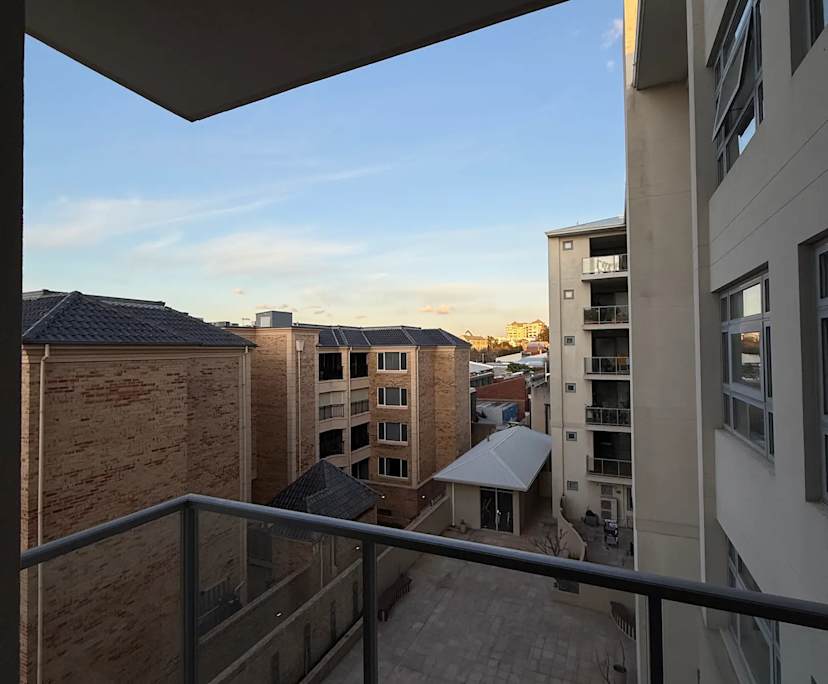 $360, Flatshare, 3 bathrooms, East Perth WA 6004