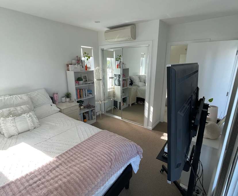 $400, Flatshare, 2 bathrooms, Morningside QLD 4170