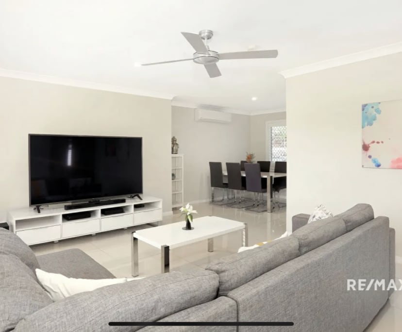 Room for Rent in Mudgeeraba, Gold Coast 400, Unfu...