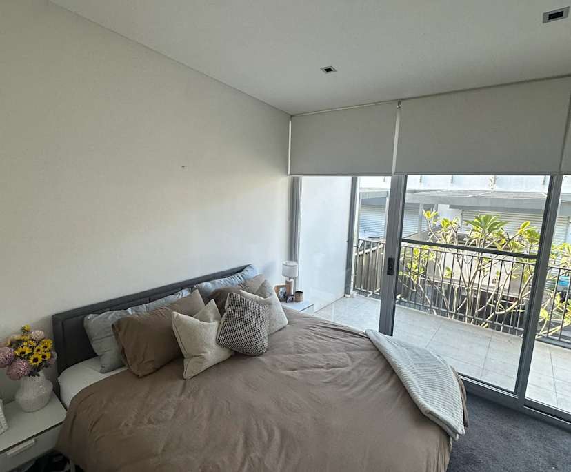 Furnished room with ensuite in a share house
