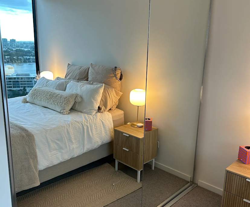 Unfurnished room with ensuite in a flatshare