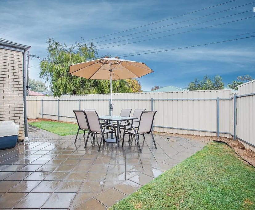 Room for Rent in Gardens, Adelaide 180,