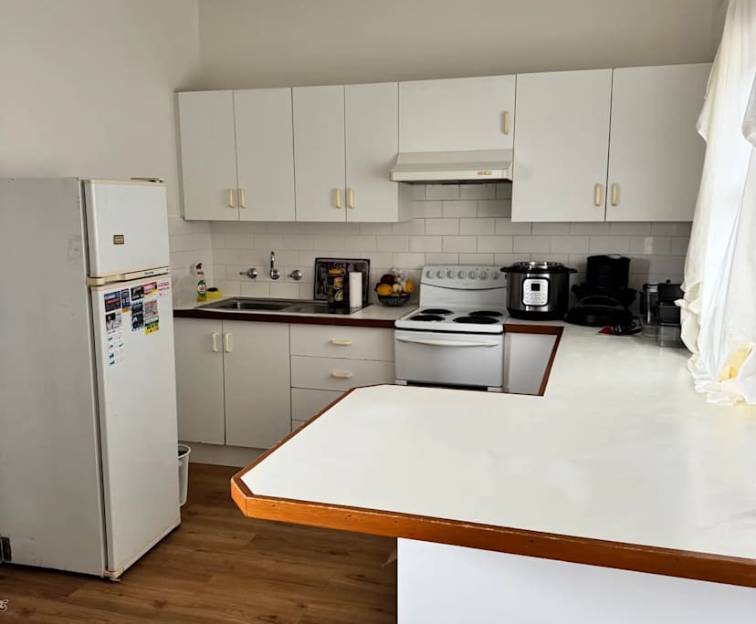 $750, 1-bed, 1 bathroom, Manly NSW 2095