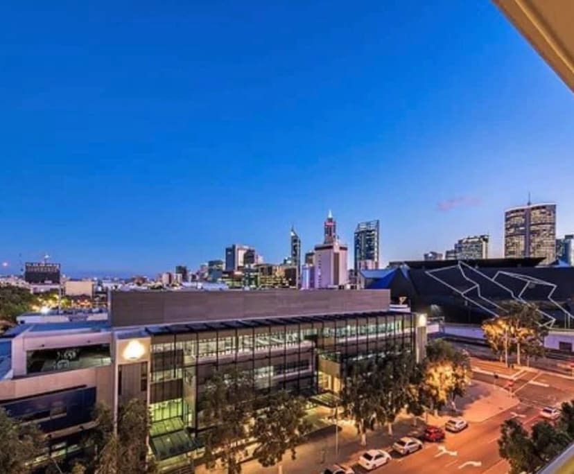 Room for Rent in Northbridge, Perth 350, Furnishe...