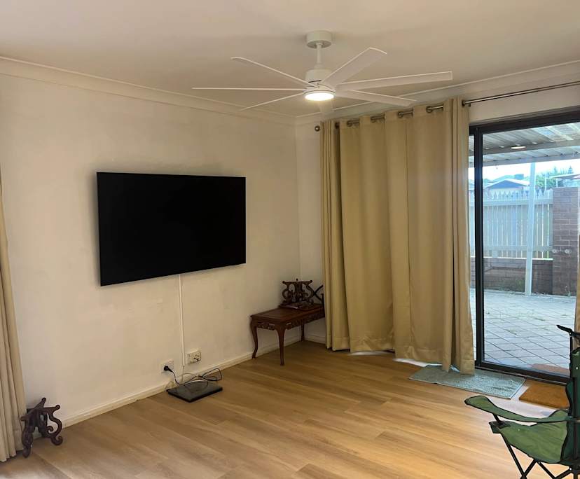 $380, Share-house, 2 bathrooms, Cannington WA 6107