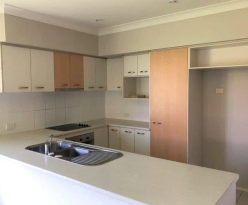 Unfurnished room in a share house