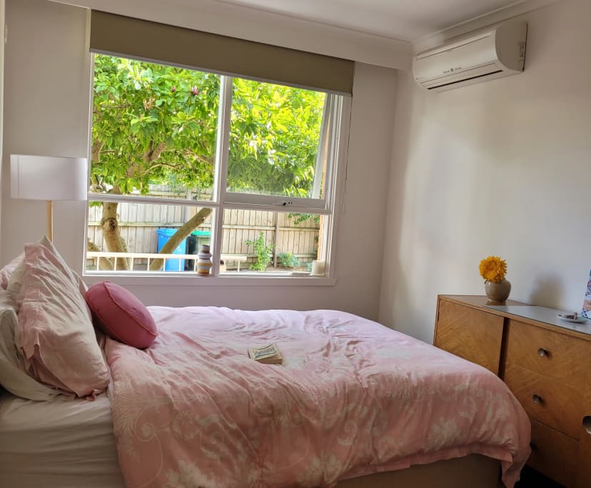Whole property with 2 rooms for rent