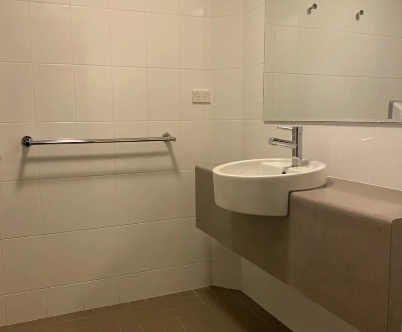 $380, 1-bed, 1 bathroom, Queanbeyan NSW 2620