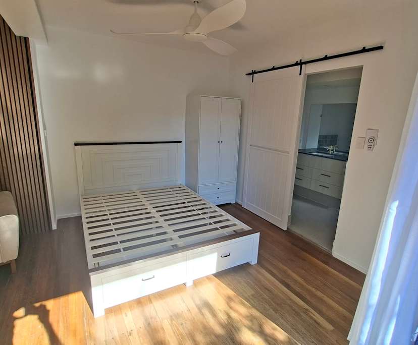 Furnished room studio flat for rent