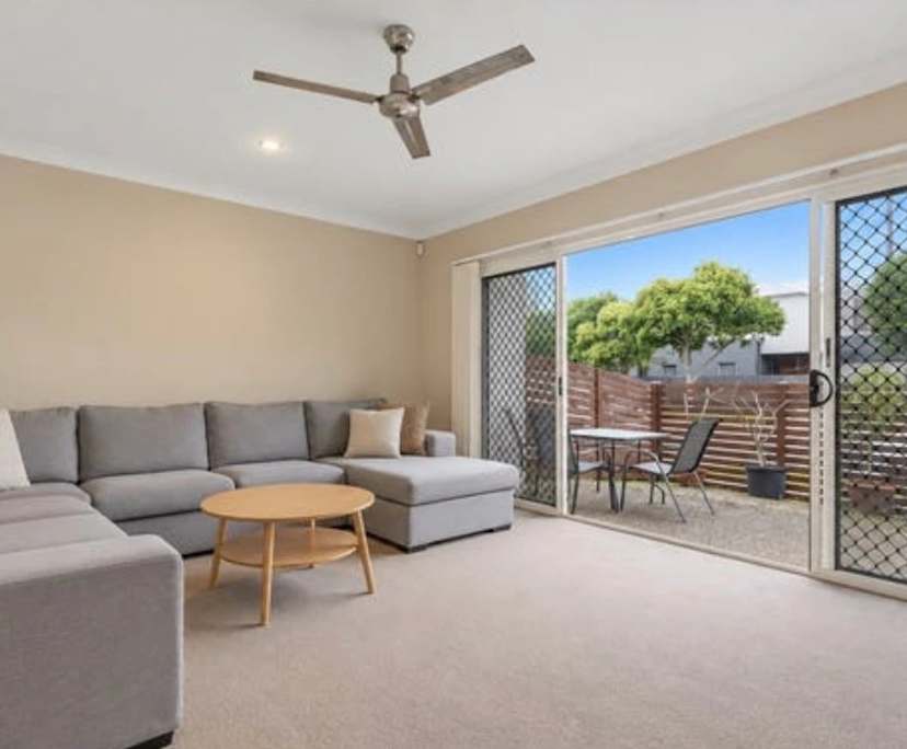 Unfurnished room with ensuite in a share house