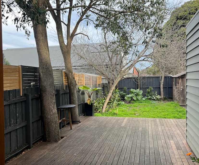 Room in a share house