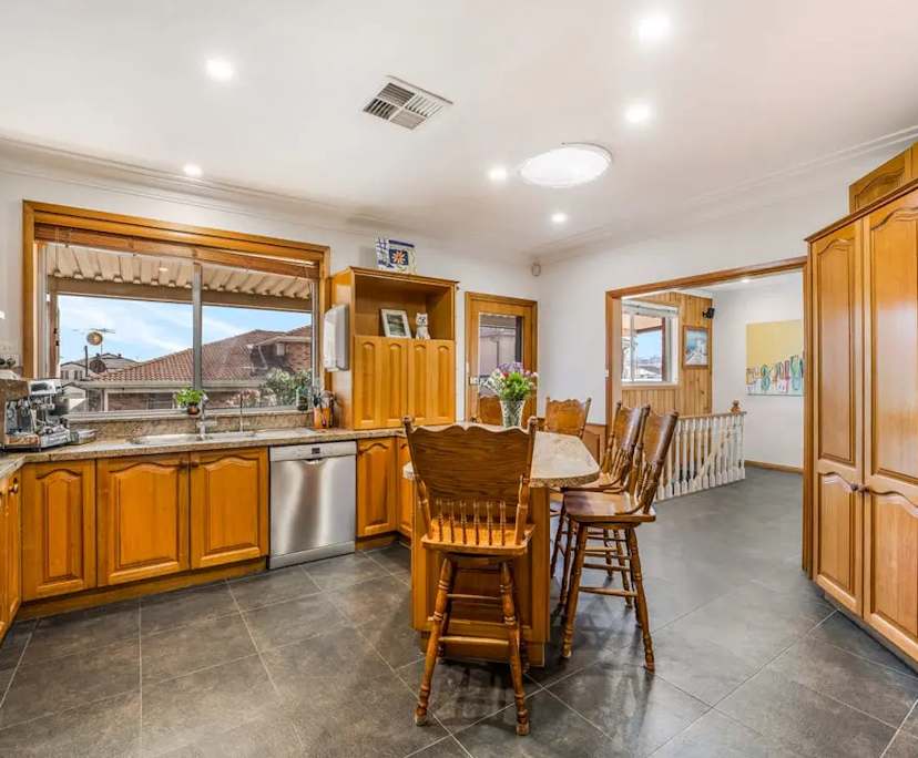 $300, Share-house, 3 bathrooms, Liverpool NSW 2170