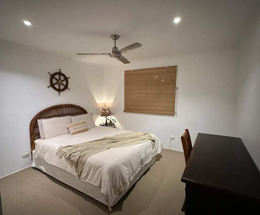 Room in a share house