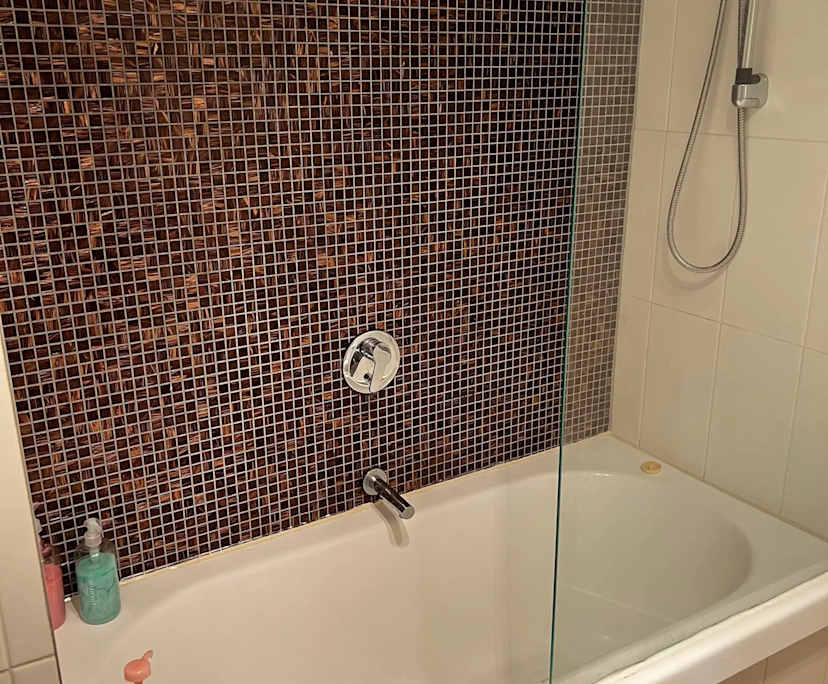 $250, Flatshare, 2 bathrooms, Travancore VIC 3031