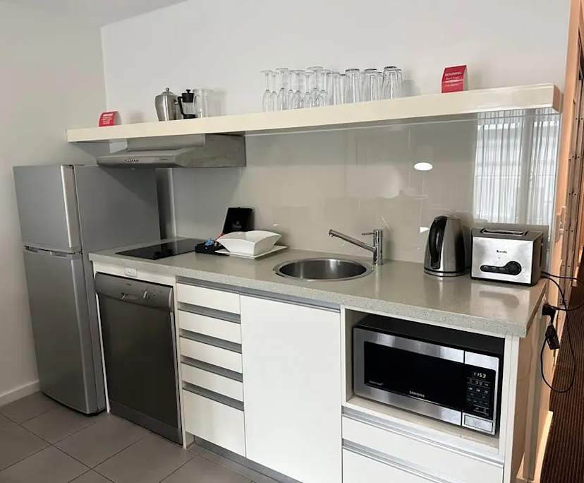$325, Flatshare, 2 bathrooms, Darwin City NT 0800