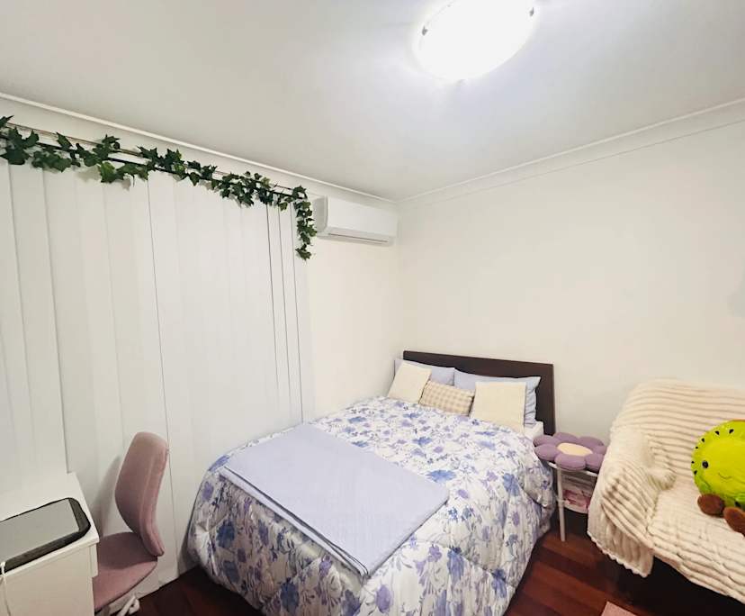 Furnished room with own bathroom