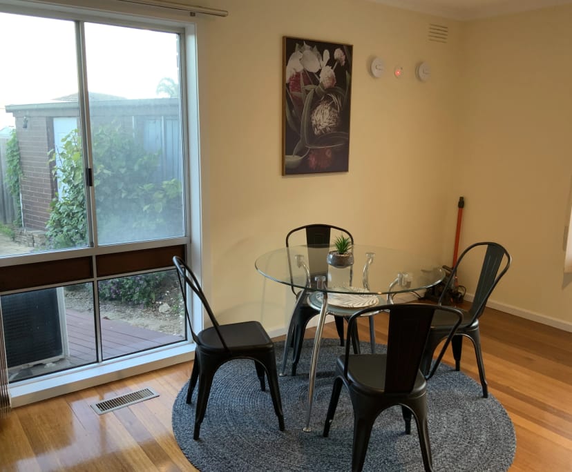 $210, Share-house, 4 bathrooms, Gladstone Park VIC 3043