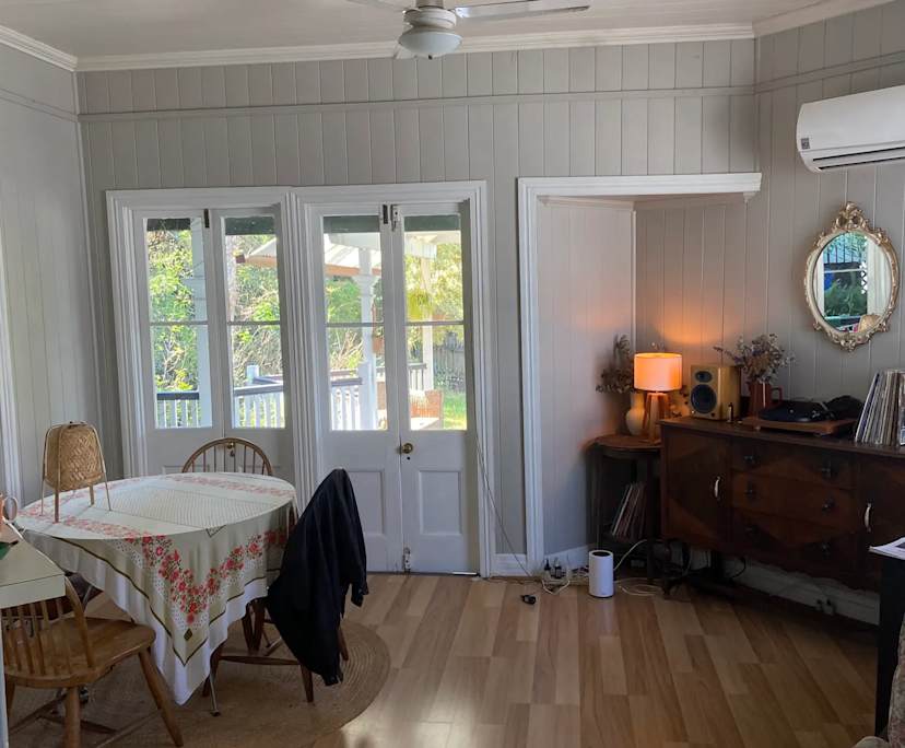 Unfurnished room in a share house