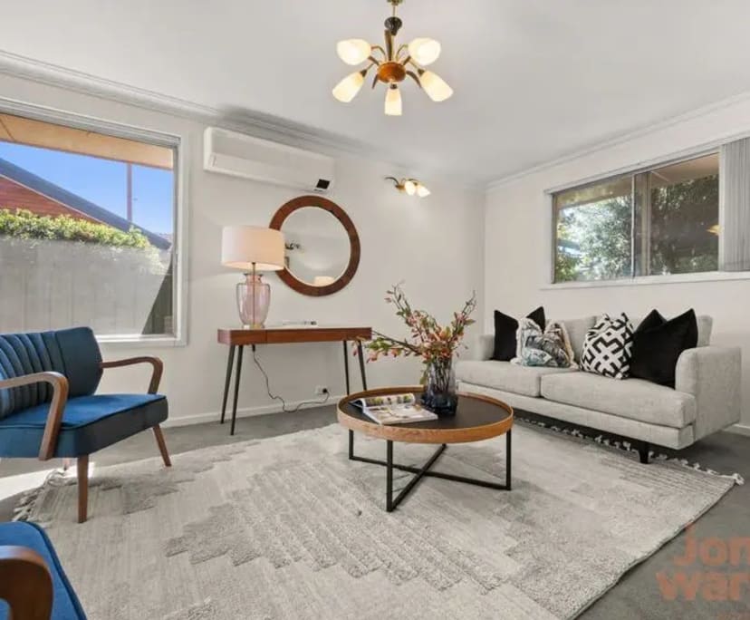 Room in a share house
