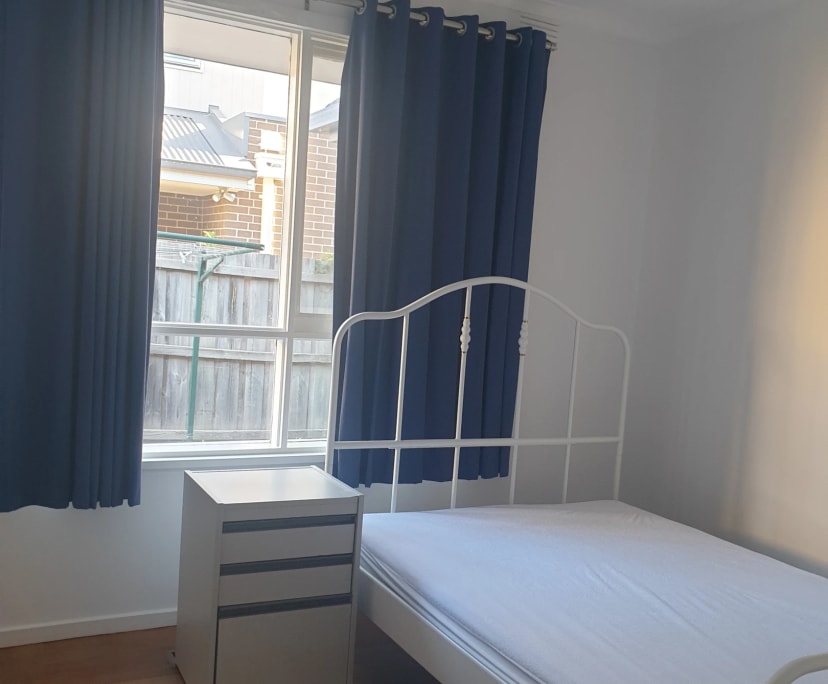 Room in a share house