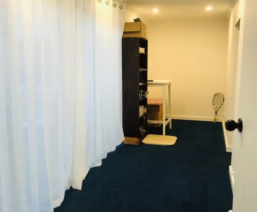 $185, Flatshare, 3 bathrooms, Wantirna South VIC 3152