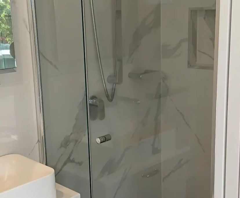 Whole property with 3 rooms for rent