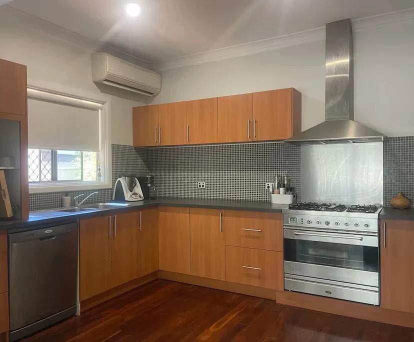 $330, Share-house, 2 bathrooms, Dianella WA 6059