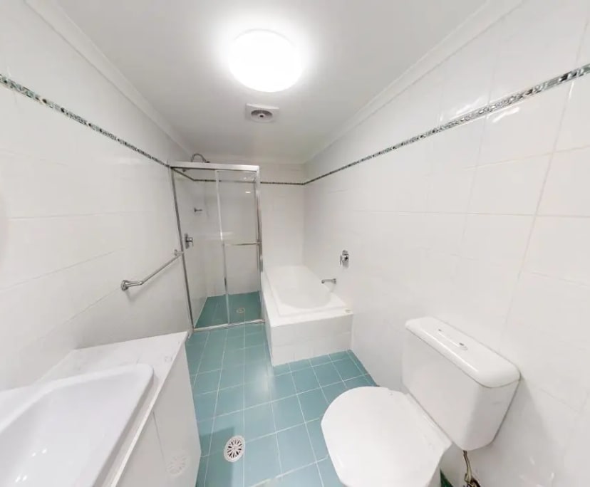 $300, Flatshare, 3 bathrooms, Chippendale NSW 2008