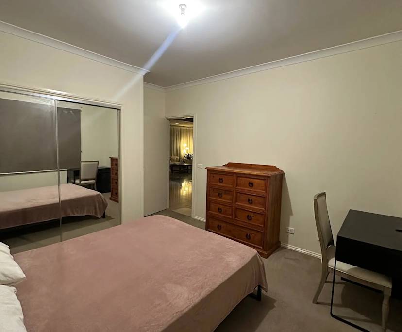 Furnished room in a share house