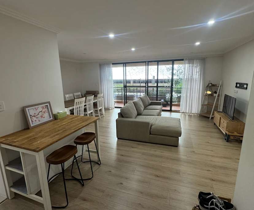 Furnished room with own bathroom