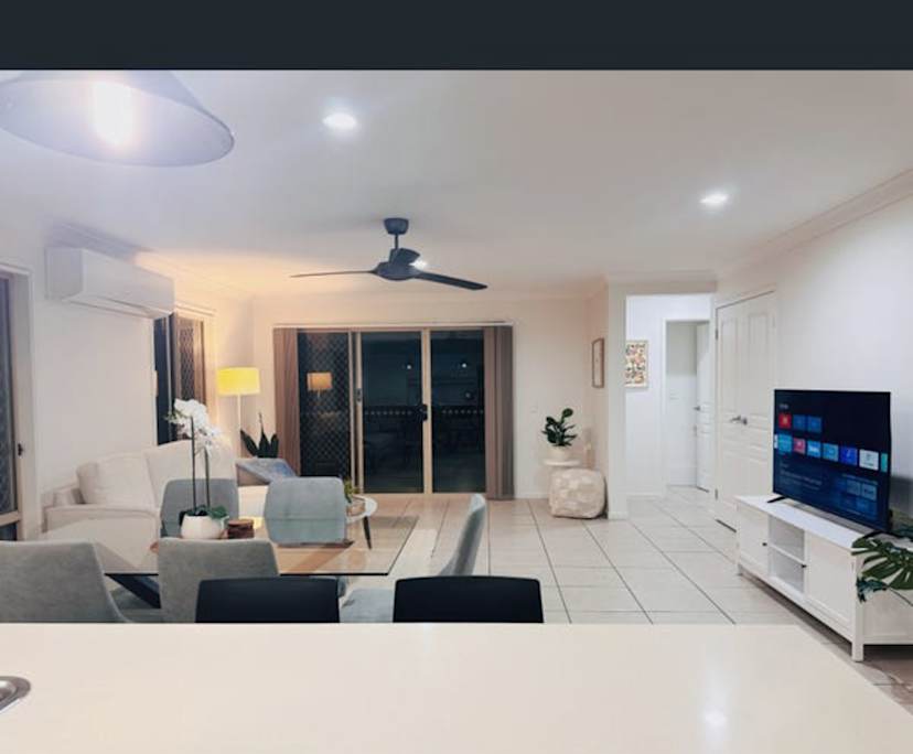 $350, Share-house, 4 bathrooms, Pimpama QLD 4209