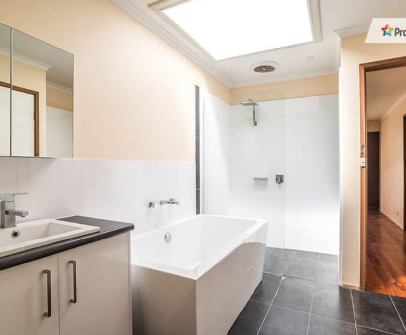 propertyImage
