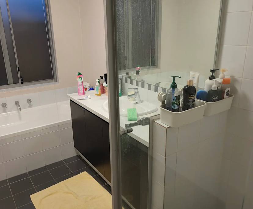$250, Share-house, 4 bathrooms, Canning Vale WA 6155