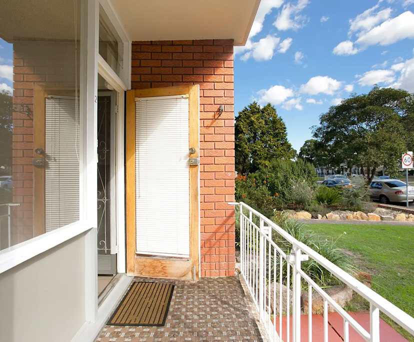 $350, Flatshare, 2 bathrooms, Sans Souci NSW 2219