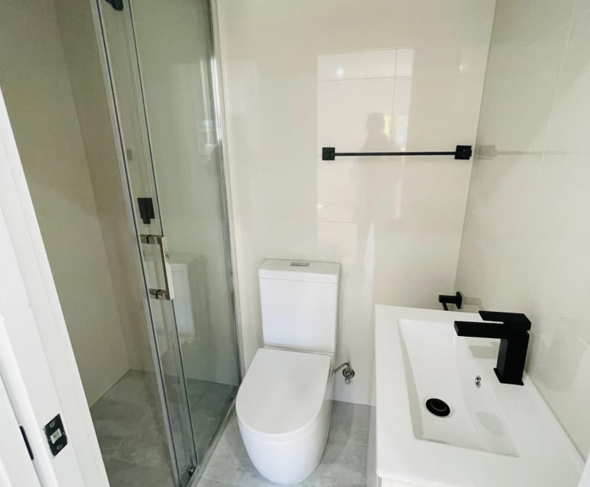 $340, Share-house, 6 bathrooms, Campbelltown NSW 2560