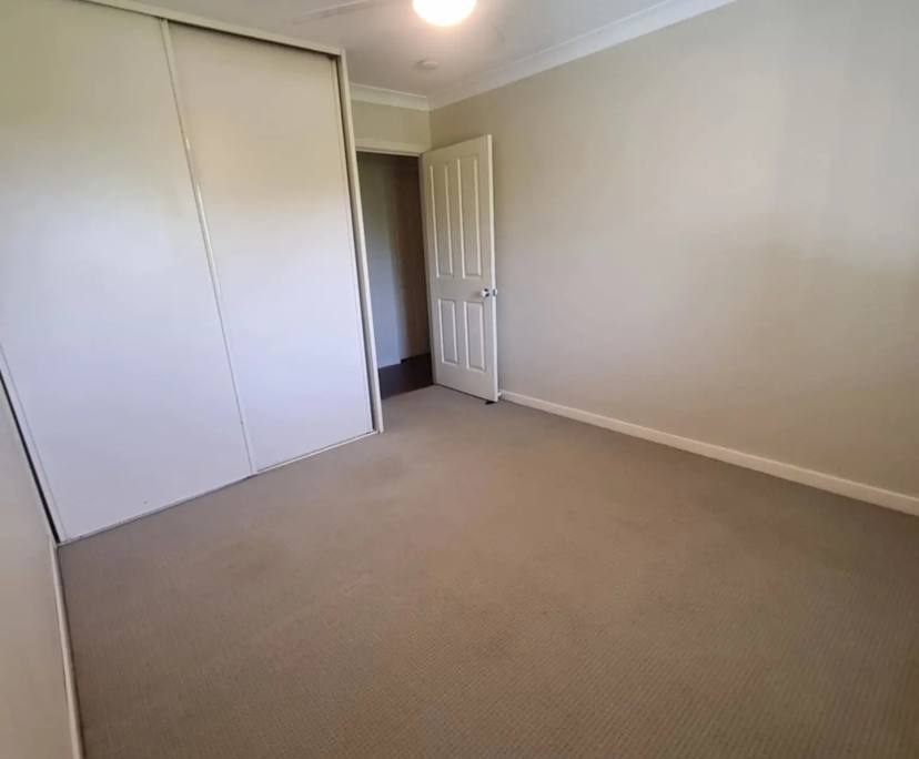 Unfurnished room in a share house