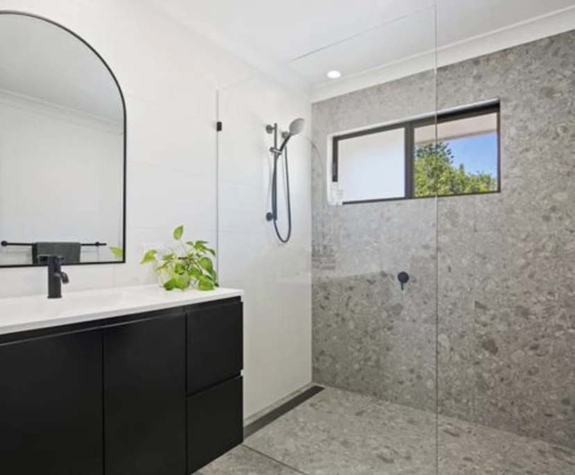 $450, Share-house, 2 bathrooms, Mermaid Waters QLD 4218