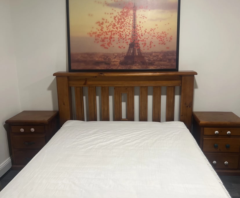 Furnished room in a share house