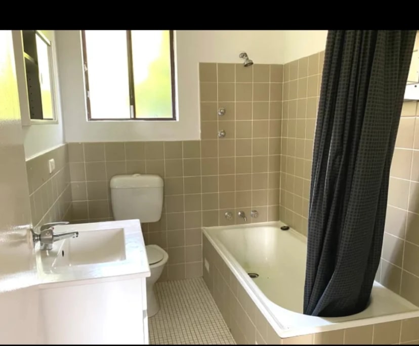 $250, Flatshare, 3 bathrooms, Brighton-Le-Sands NSW 2216