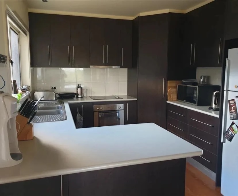 Room for Rent in Essendon, Melbourne 172, Unfurni...