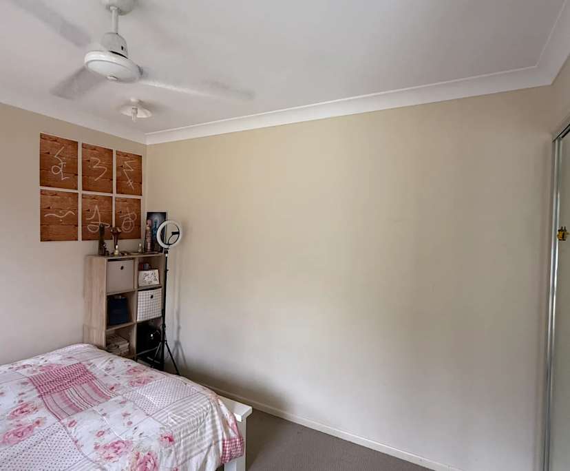 $285, Share-house, 3 bathrooms, Redbank QLD 4301