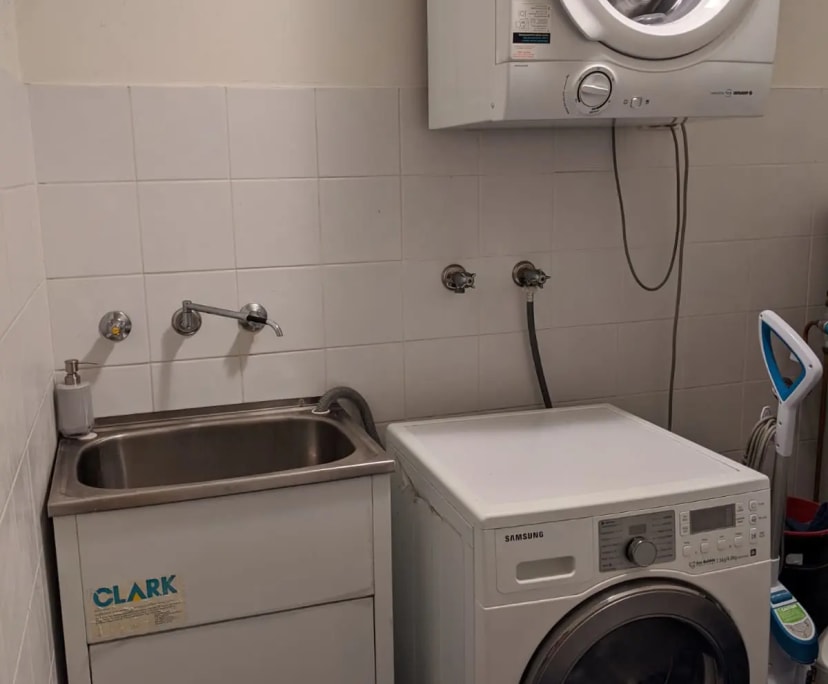 $210, Flatshare, 3 bathrooms, Stanmore NSW 2048