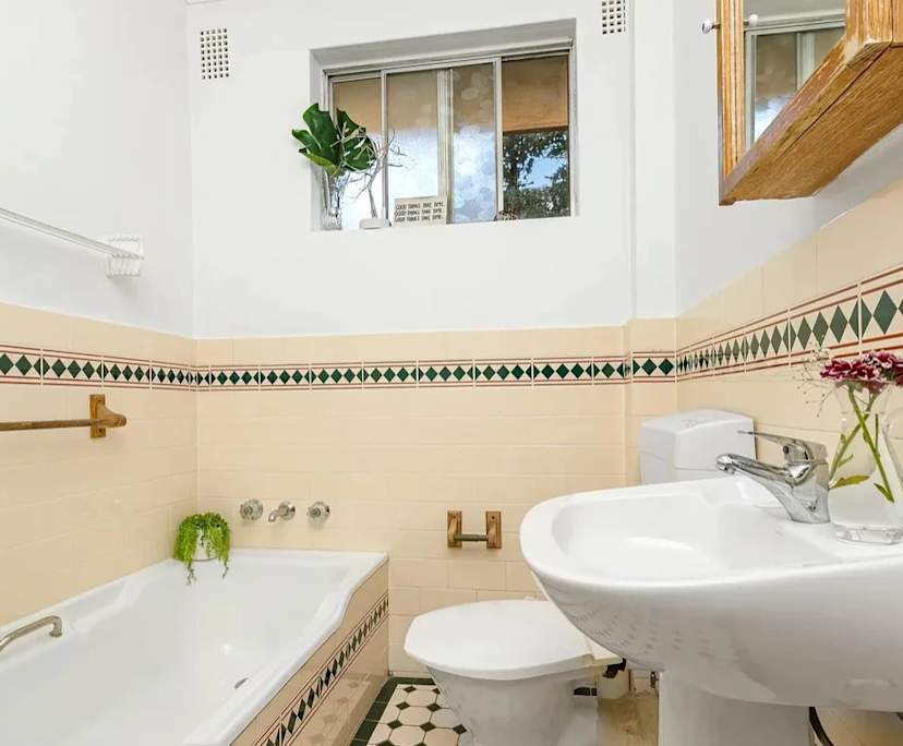 Whole property with 2 rooms for rent