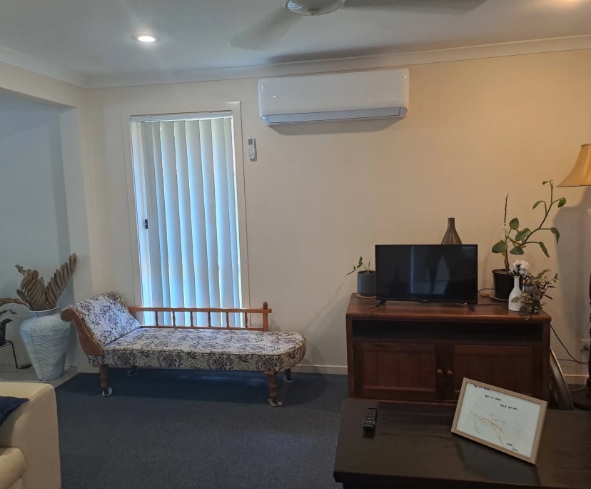 $260, Share-house, 3 bathrooms, Redbank Plains QLD 4301