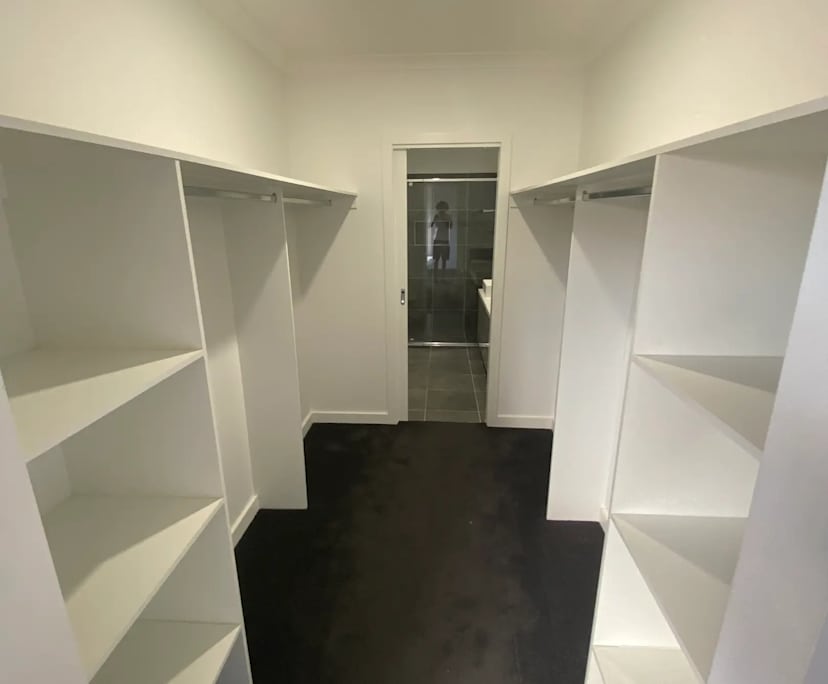 Room with ensuite in a share house