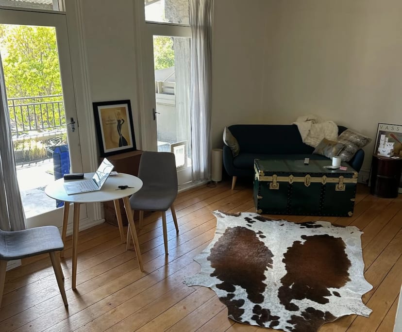 Furnished room in a flatshare