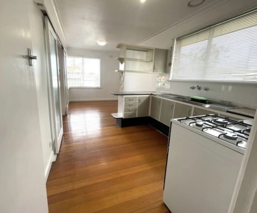Whole property with 3 rooms for rent
