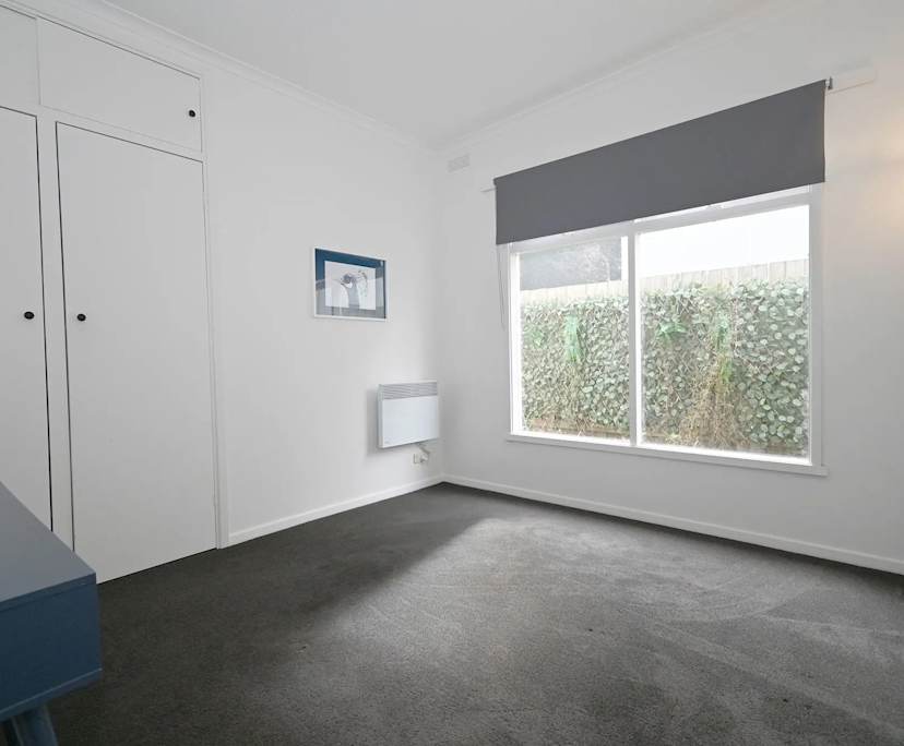 $250, Share-house, 3 bathrooms, Newington VIC 3350