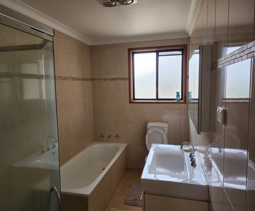 Room in a share house