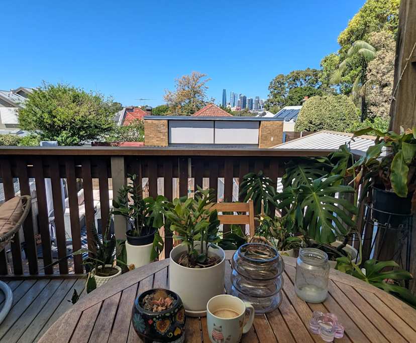 Furnished room in a share house